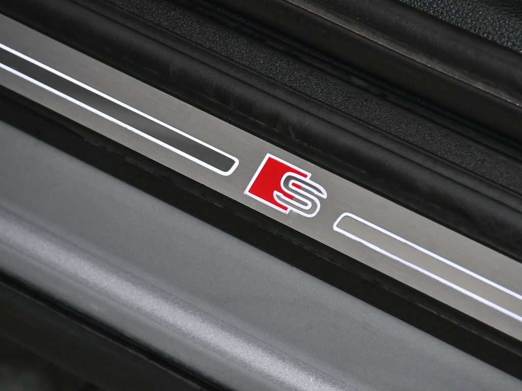 Used 2023 Audi SQ5 Premium Plus w/ Premium Plus Package image 14