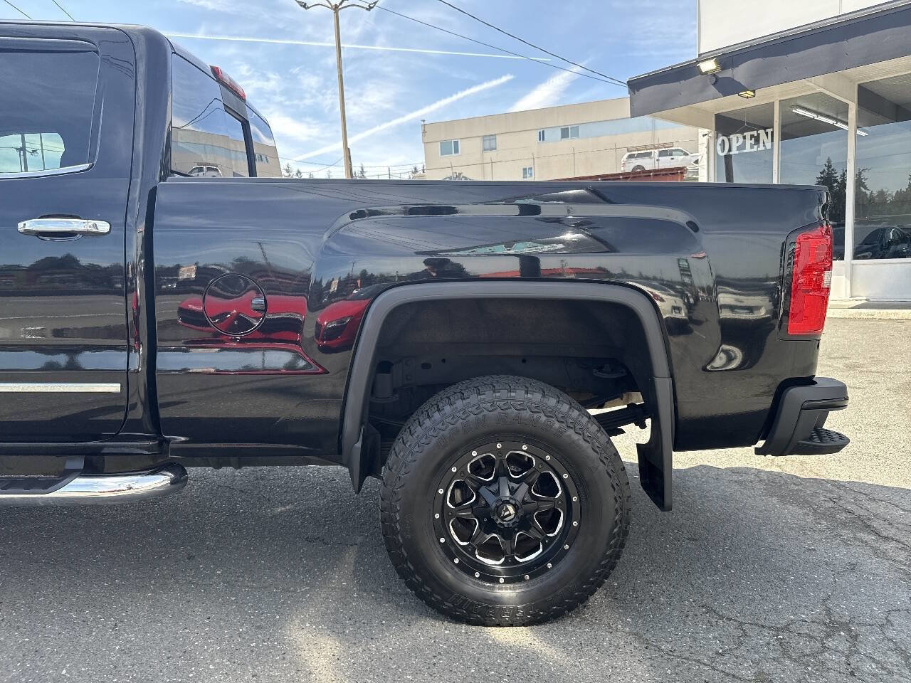 Used 2015 GMC Sierra 3500 Denali image 4