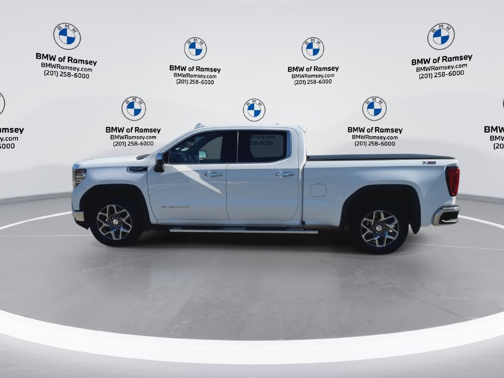 Used 2023 GMC Sierra 1500 SLT w/ SLT Premium Package AWD/4WD image 5