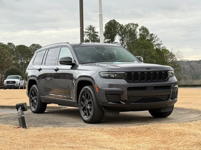 Certified 2024 Jeep Grand Cherokee L Laredo image 1