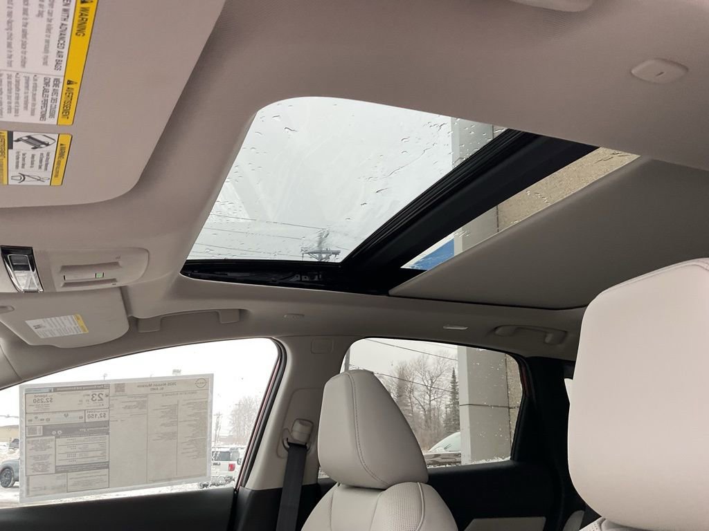 New 2026 Nissan Murano SL image 12