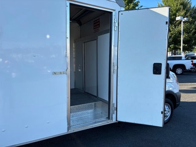 Used 2023 Ford Transit 350 DRW RWD image 25