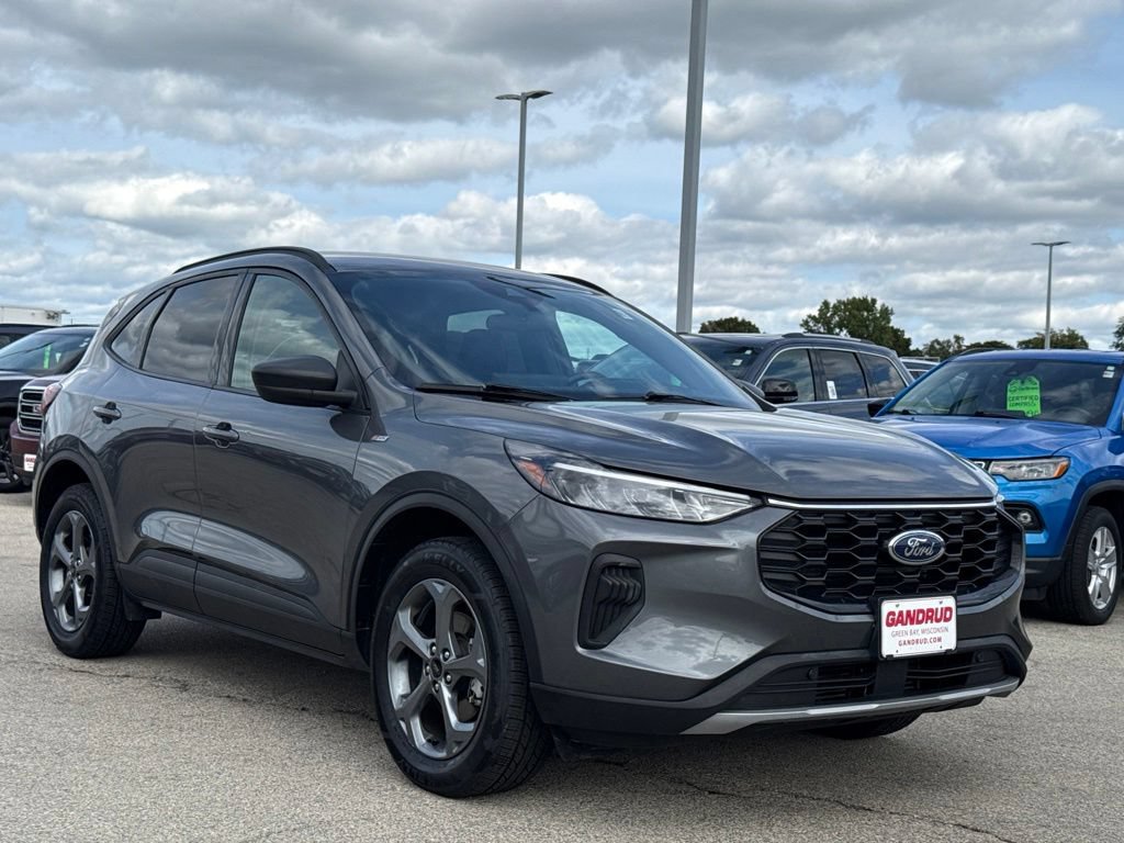 Used 2025 Ford Escape ST-Line w/ Tech Pack #1