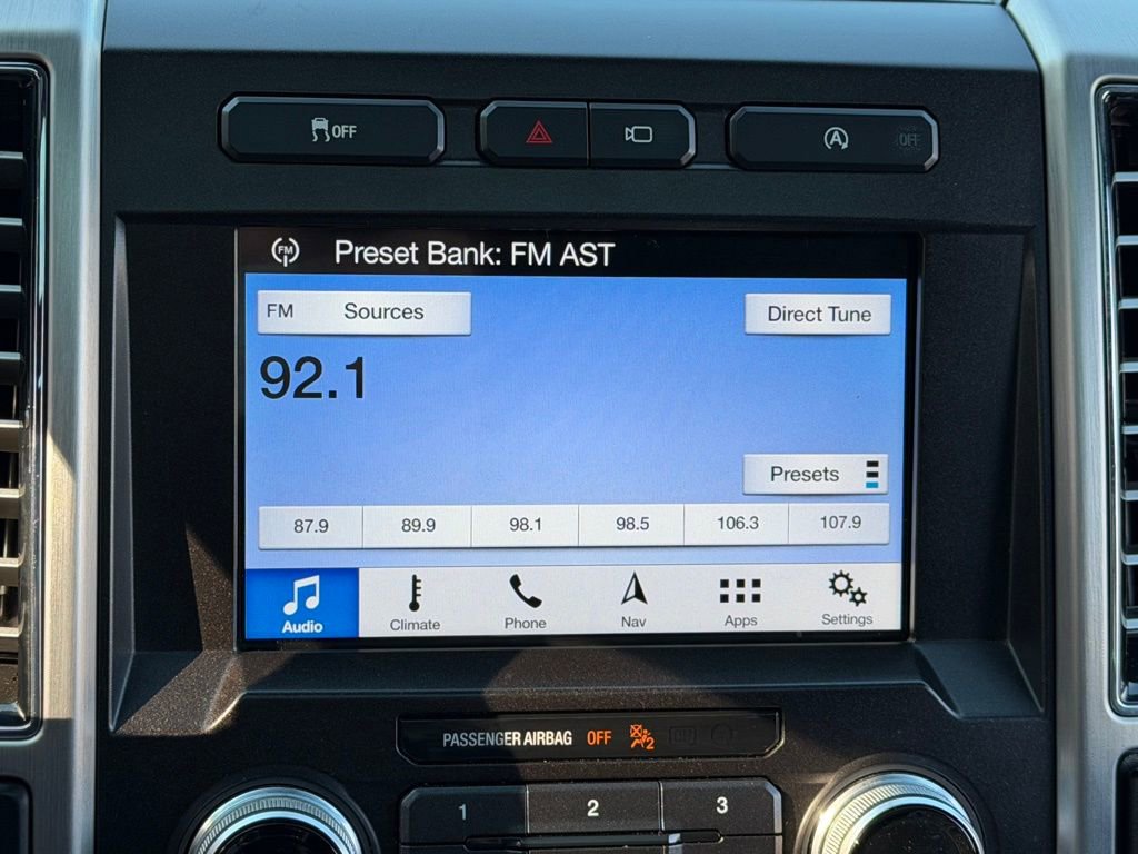 Used 2018 Ford F150 Platinum w/ Equipment Group 701A Luxury image 12