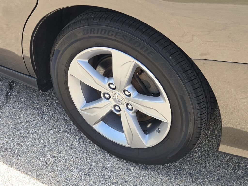 Used 2019 Honda Odyssey EX-L image 18