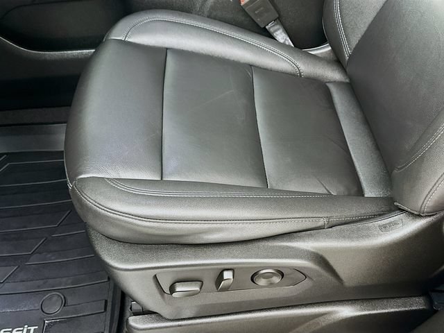 Certified 2024 Chevrolet Suburban Z71 w/ Z71 Off-Road Package AWD/4WD image 26