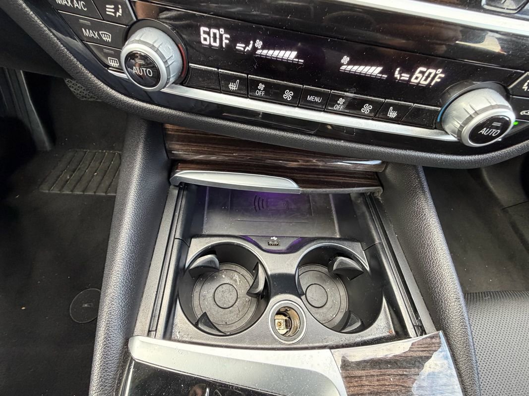 Used 2023 BMW 530e xDrive image 26