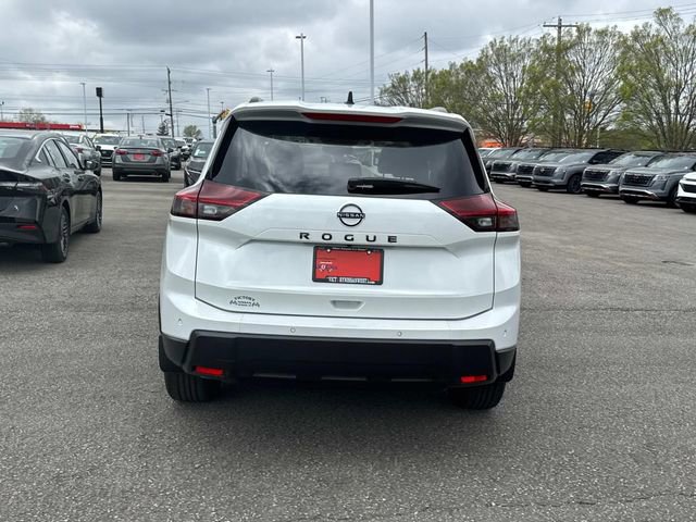 New 2026 Nissan Rogue Dark Armor FWD image 5