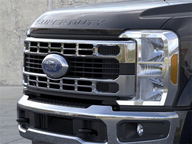New 2026 Ford F450 XLT w/ 360-Degree Camera Package image 17