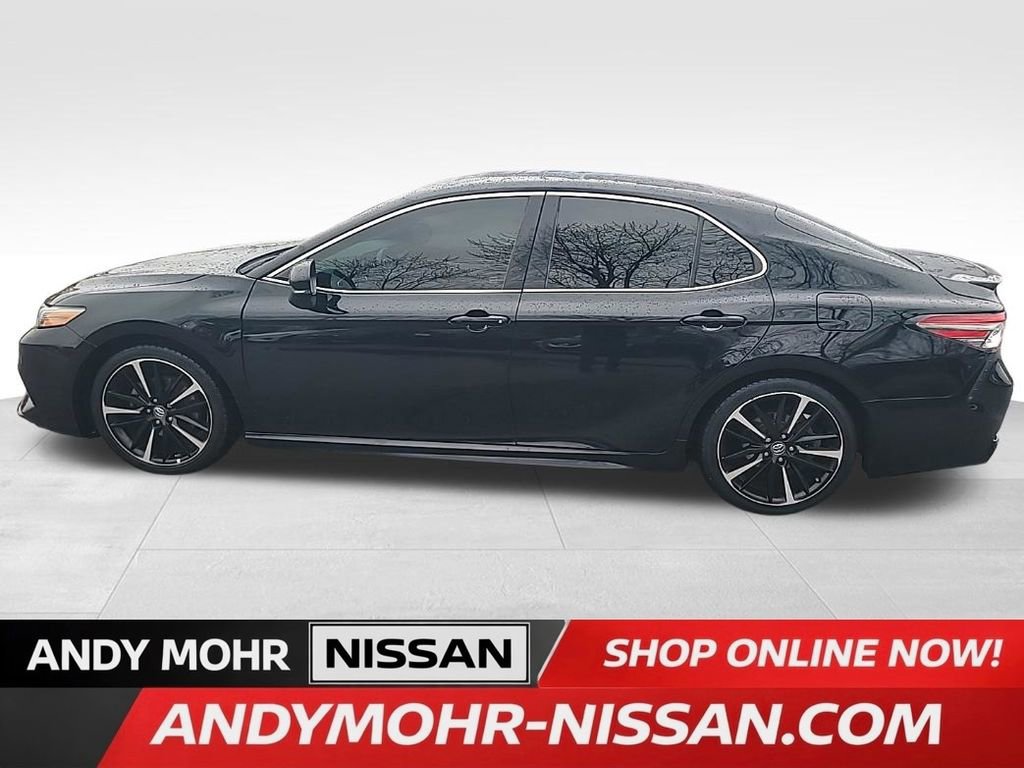 Used 2018 Toyota Camry XSE image 7