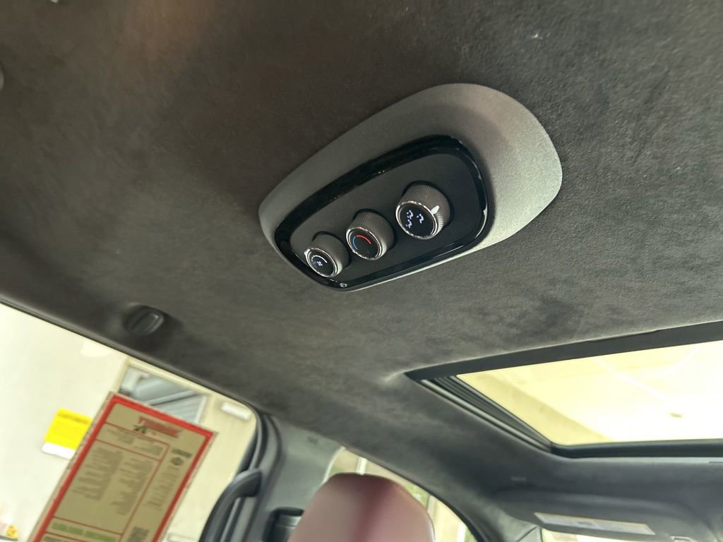 Used 2024 Dodge Durango R/T AWD/4WD image 31