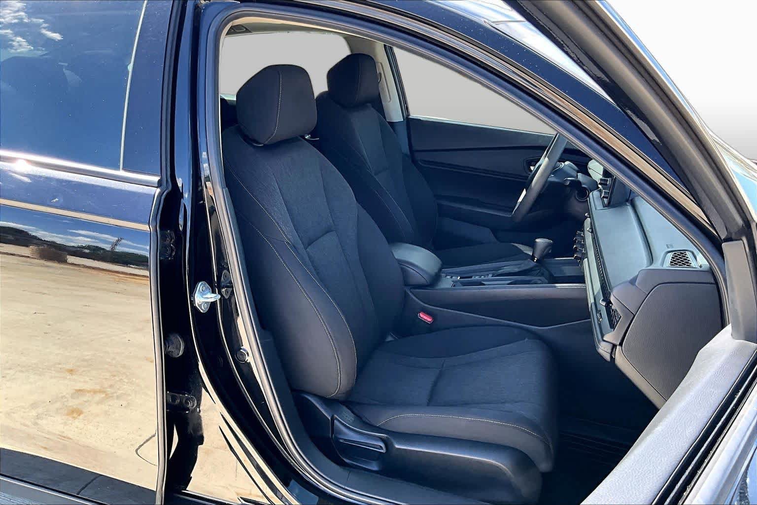 Used 2023 Honda Accord EX image 9