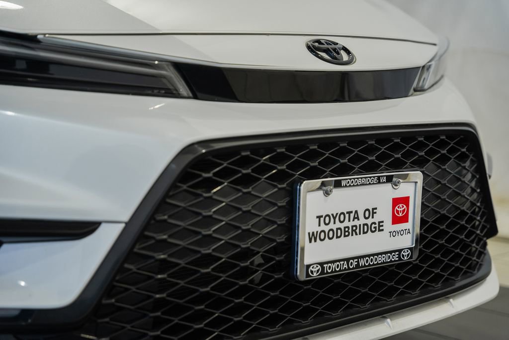 Used 2023 Toyota Corolla SE w/ Carpet Mat Package (TMS) image 9