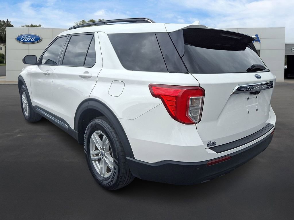 Used 2021 Ford Explorer XLT AWD/4WD image 6
