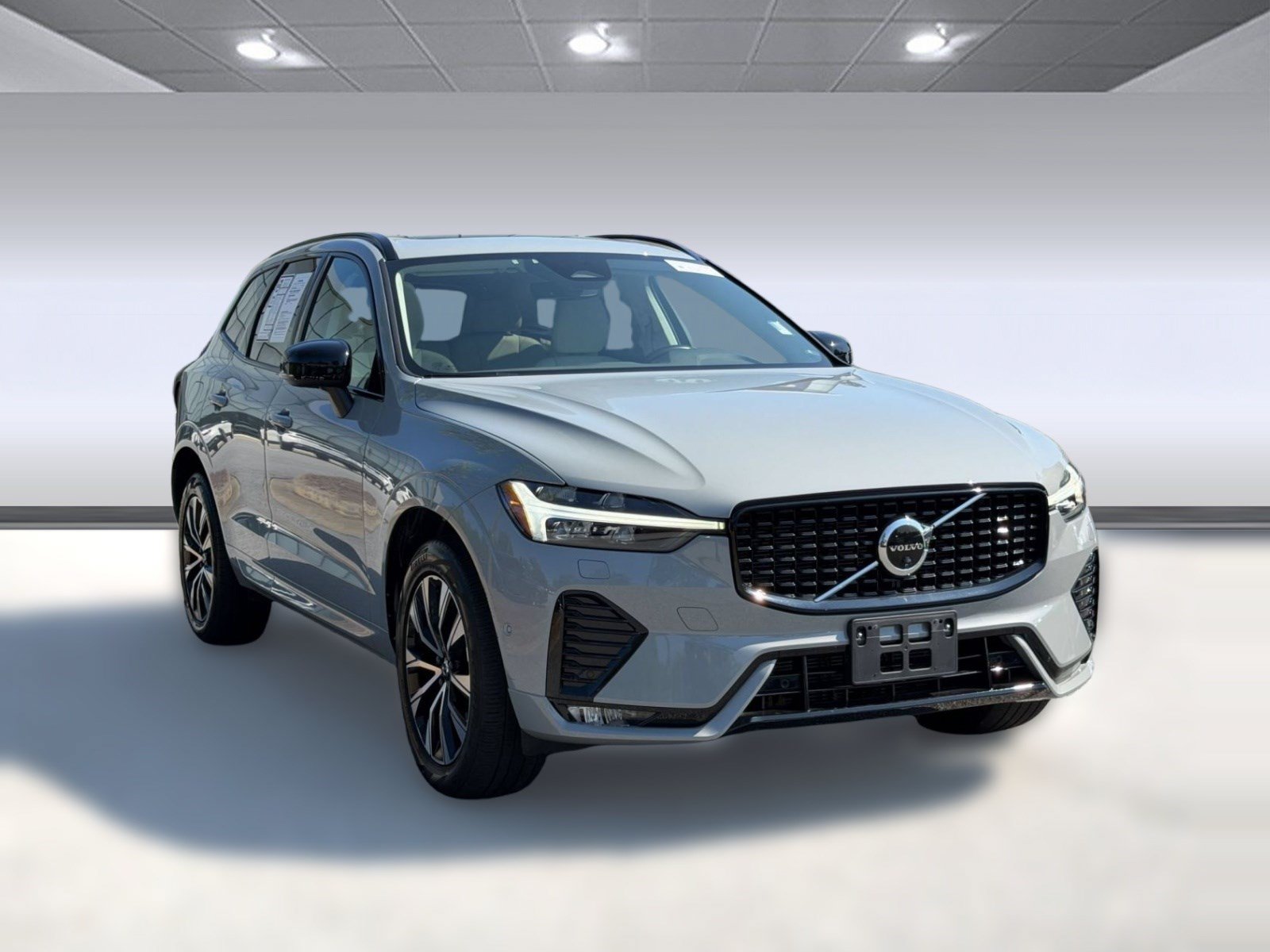 Certified 2024 Volvo XC60 B5 Plus w/ Climate Package AWD/4WD image 7