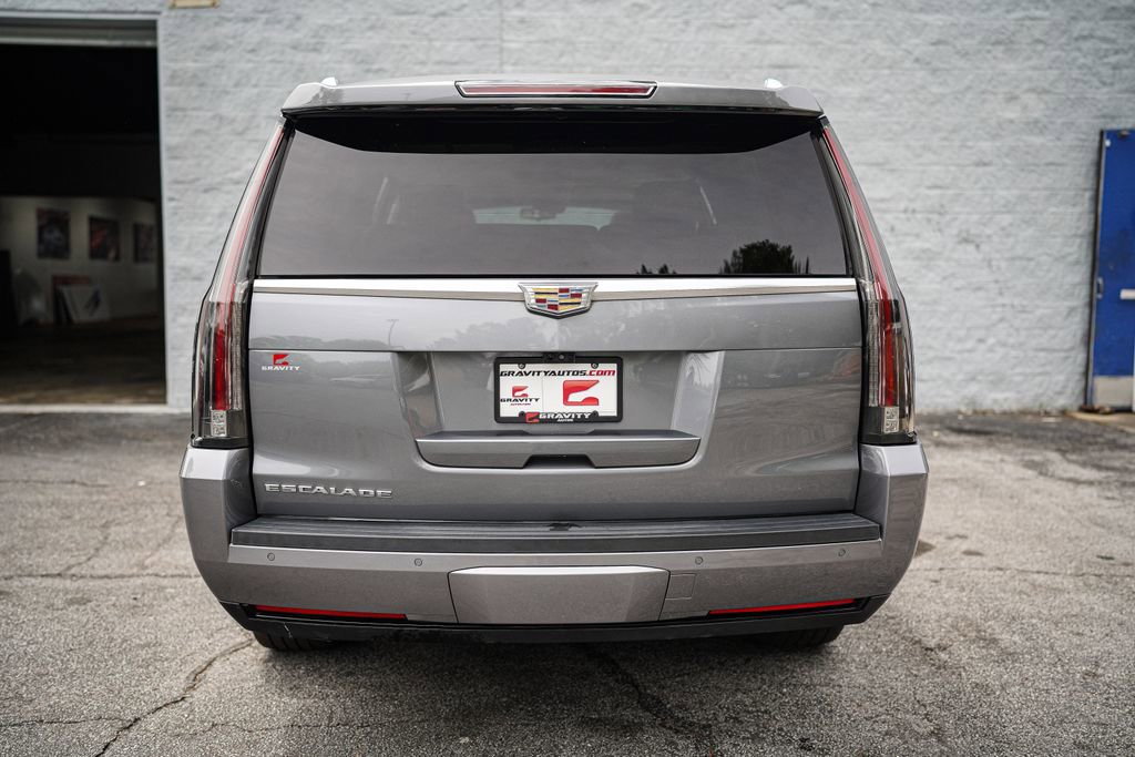 Used 2018 Cadillac Escalade ESV Luxury AWD/4WD image 13