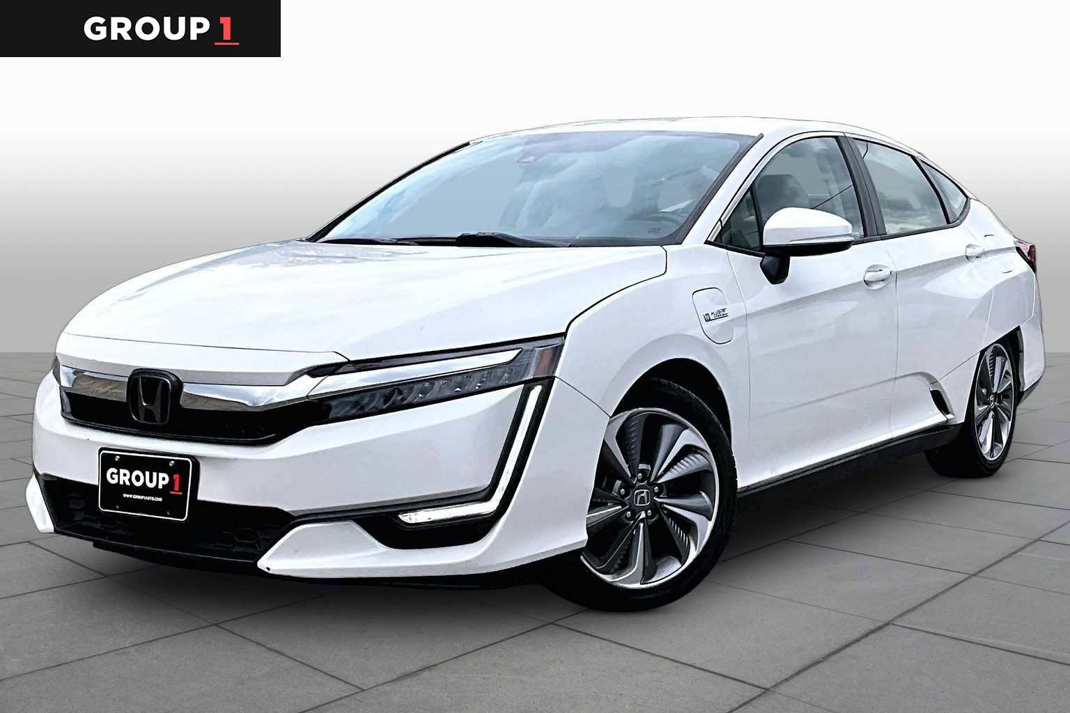 Used 2018 Honda Clarity Touring image 1