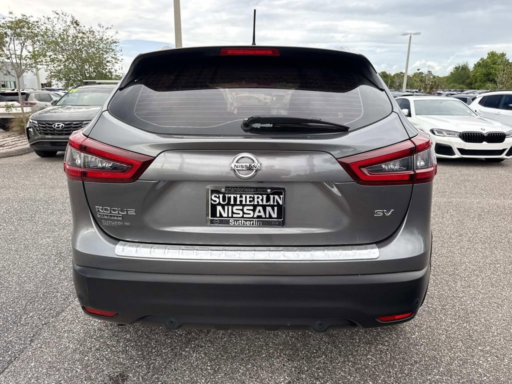 Certified 2022 Nissan Rogue Sport SV image 5