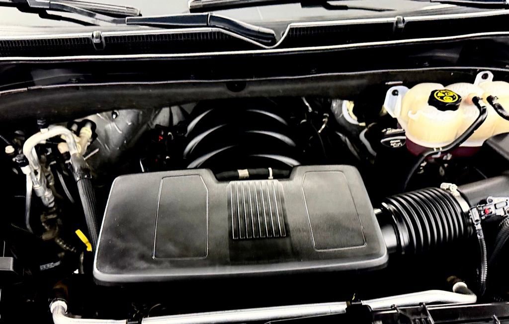 Used 2024 GMC Yukon AT4 w/ AT4 Premium Plus Package image 36