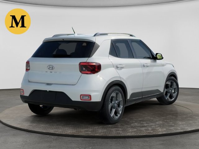 New 2026 Hyundai Venue SEL FWD image 4