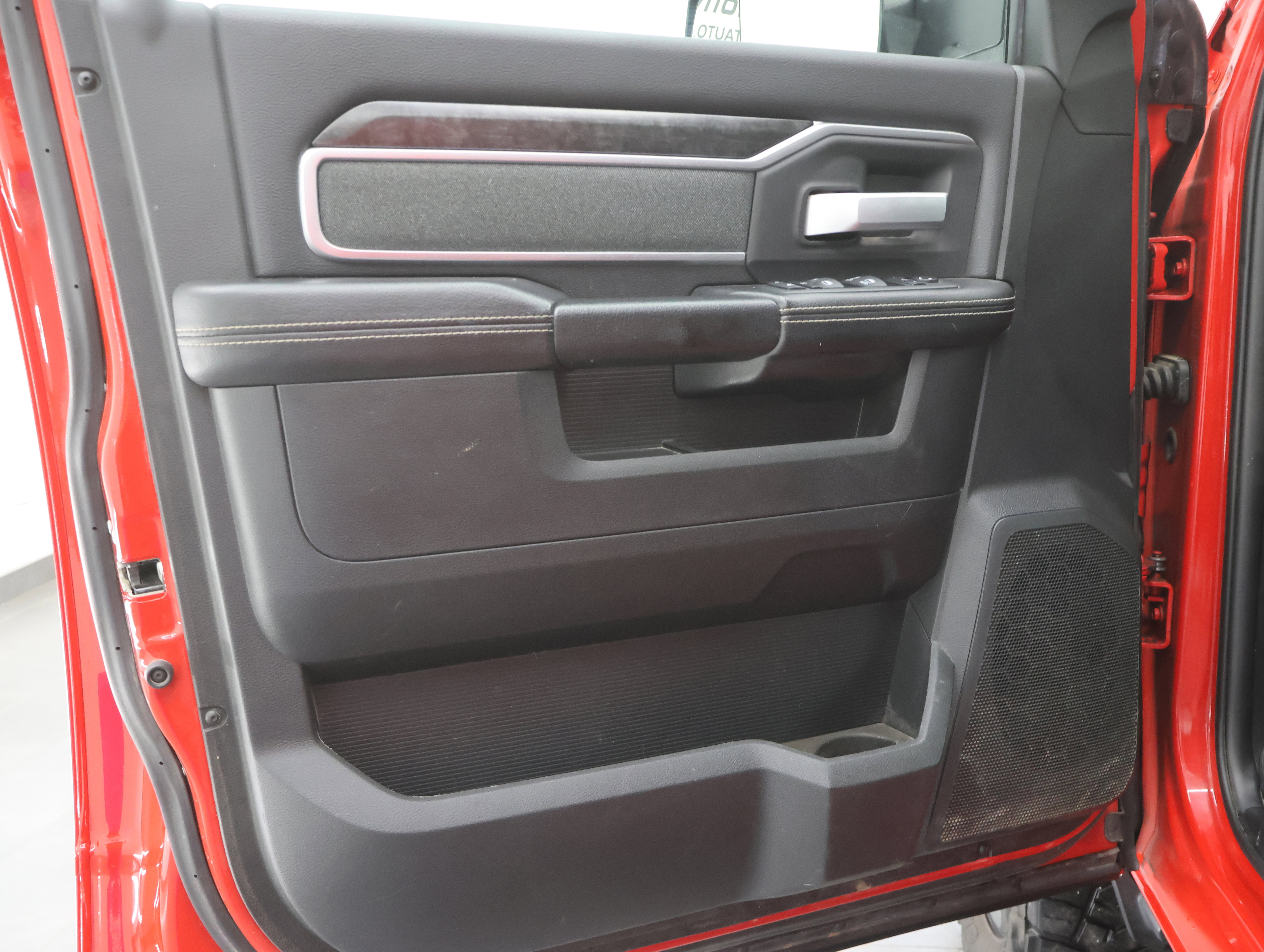 Used 2021 RAM 2500 Big Horn w/ Night Edition image 39