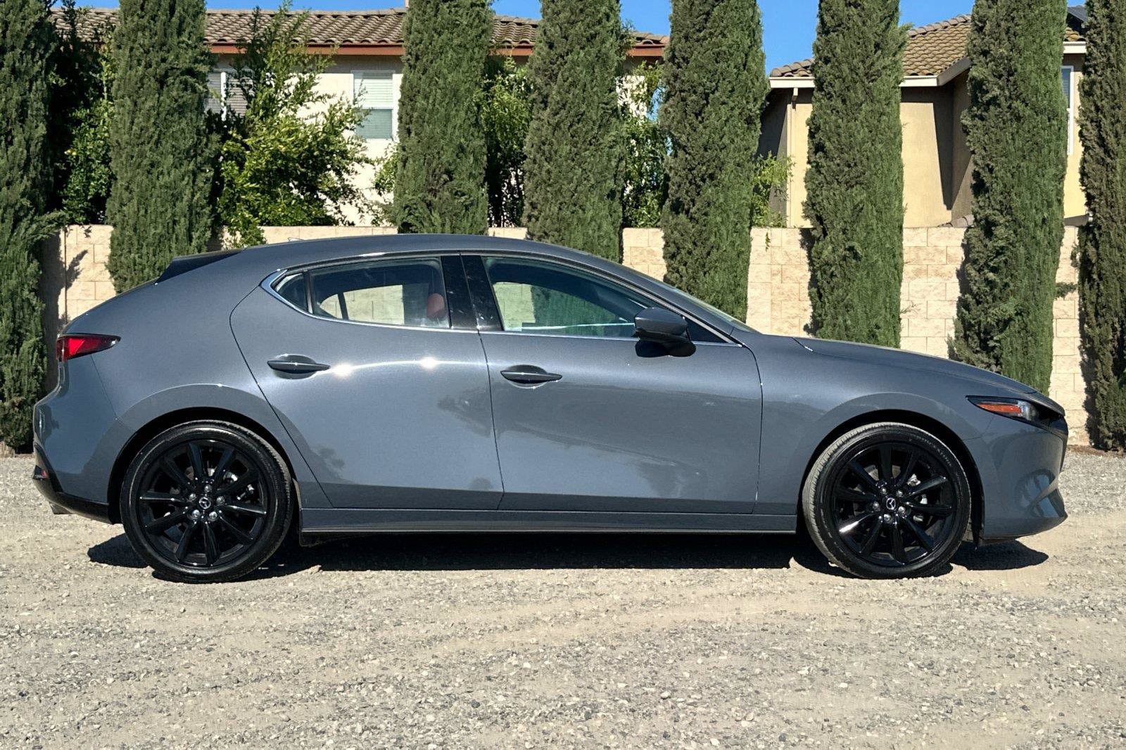 Certified 2025 MAZDA MAZDA3 2.5 S Hatchback w/ Premium Pkg FWD image 3