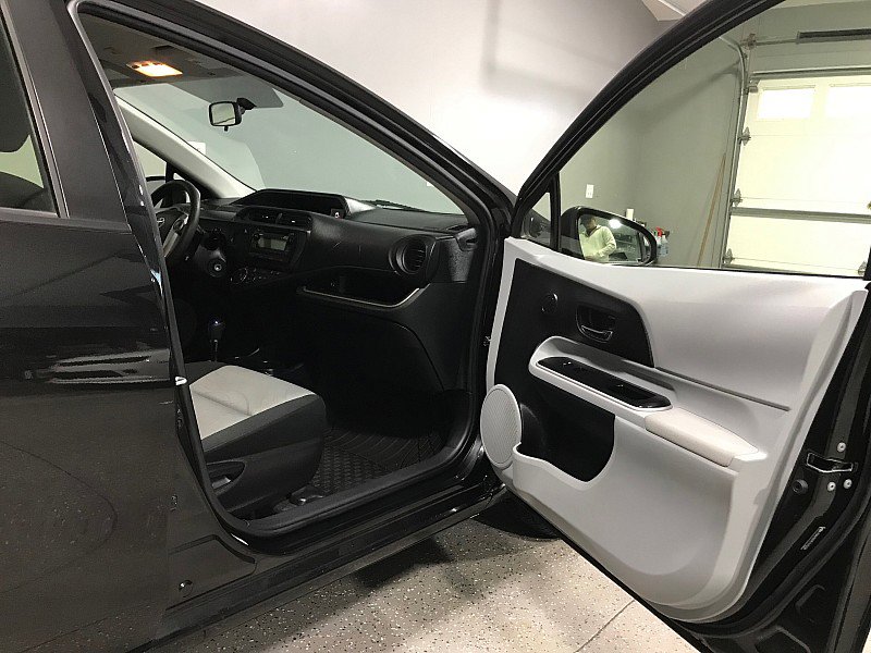 Used 2014 Toyota Prius C Two image 18