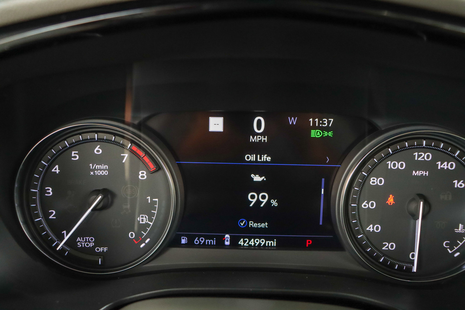Used 2023 Cadillac XT5 Premium Luxury w/ Technology Package FWD image 15
