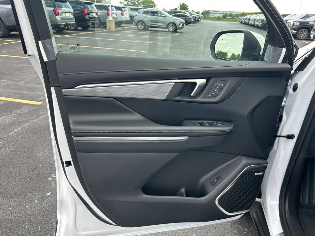 New 2027 Buick Enclave Preferred w/ Power Package FWD image 16