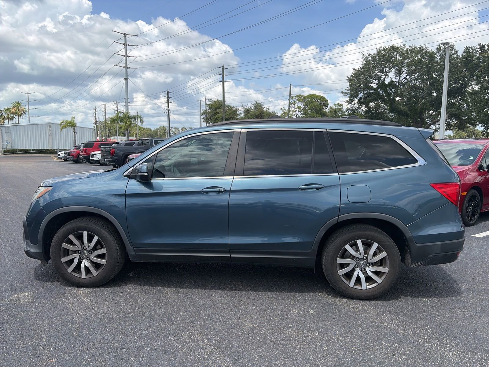 Used 2021 Honda Pilot EX image 4