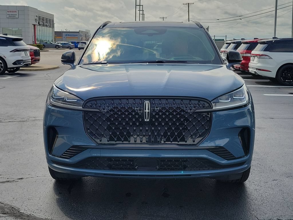 New 2026 Lincoln Aviator Black Label w/ Jet Appearance Package AWD/4WD image 2