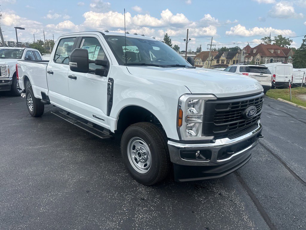 New 2026 Ford F350 XL image 3