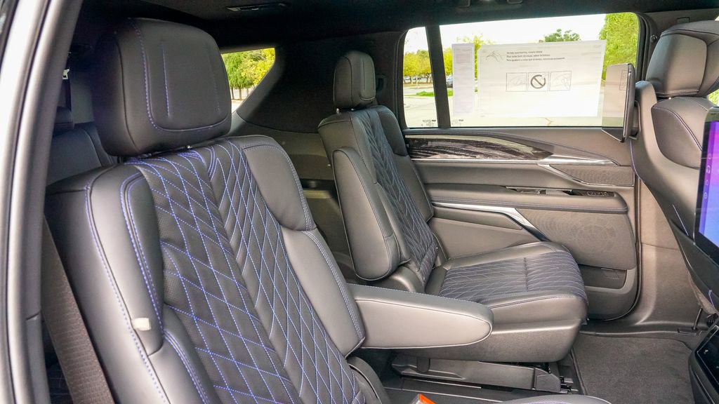 New 2026 Cadillac Escalade IQL Sport 1 w/ LPO, ONYX Package image 15