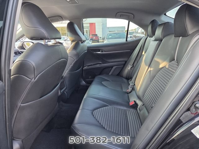 Used 2019 Toyota Camry SE w/ Convenience Package FWD image 13