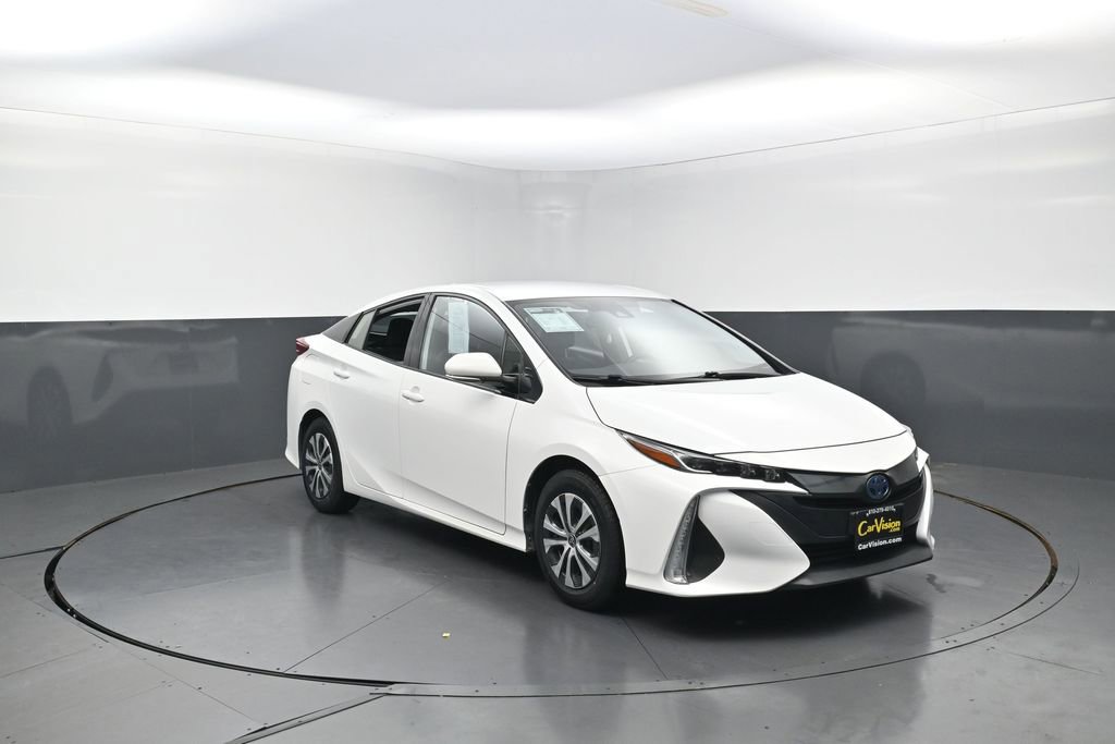 Used 2020 Toyota Prius Prime LE w/ Carpet Mat Package image 3