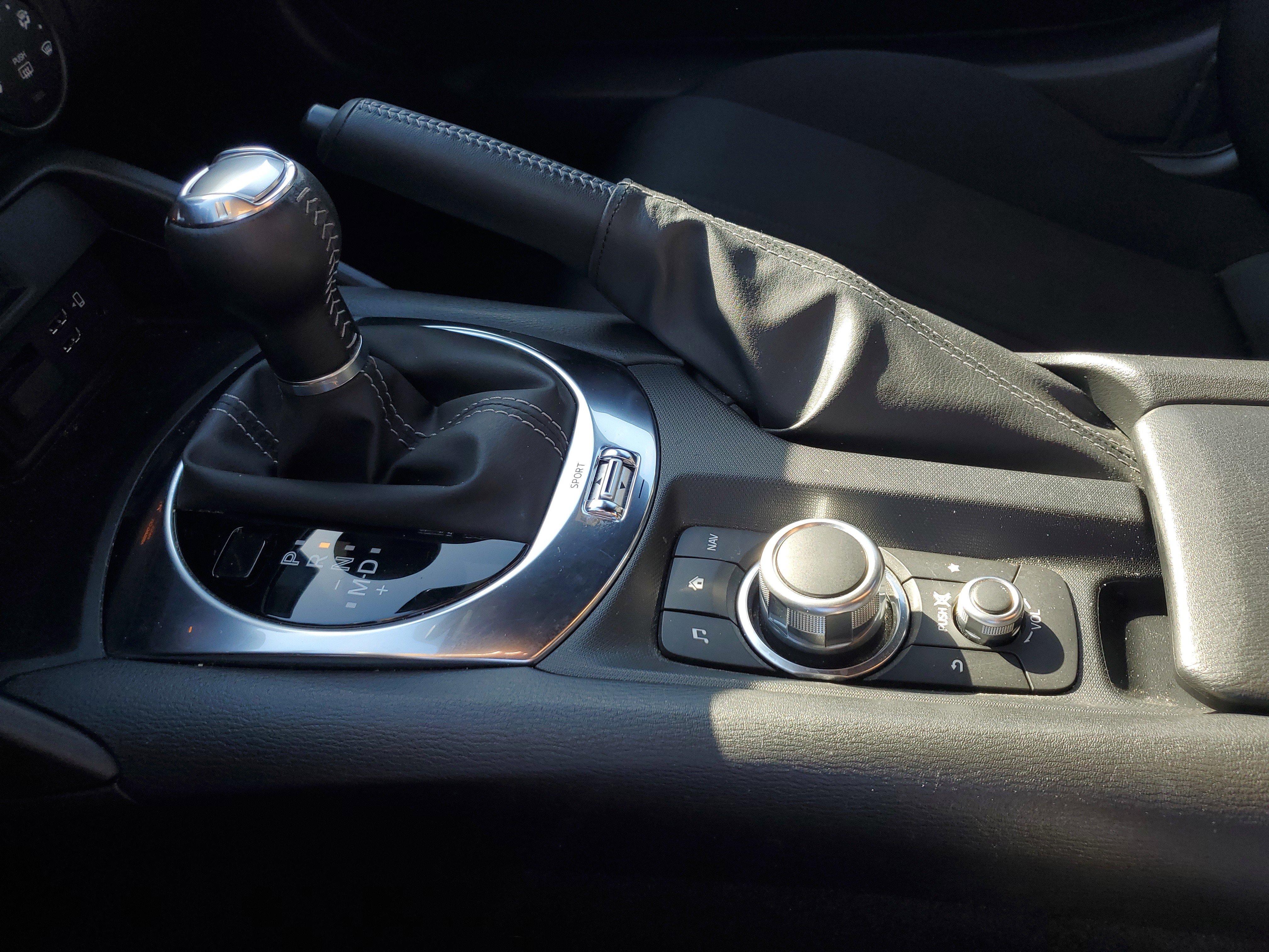 Used 2021 MAZDA MX-5 Miata Sport image 27