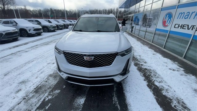 Certified 2024 Cadillac XT6 Luxury image 3