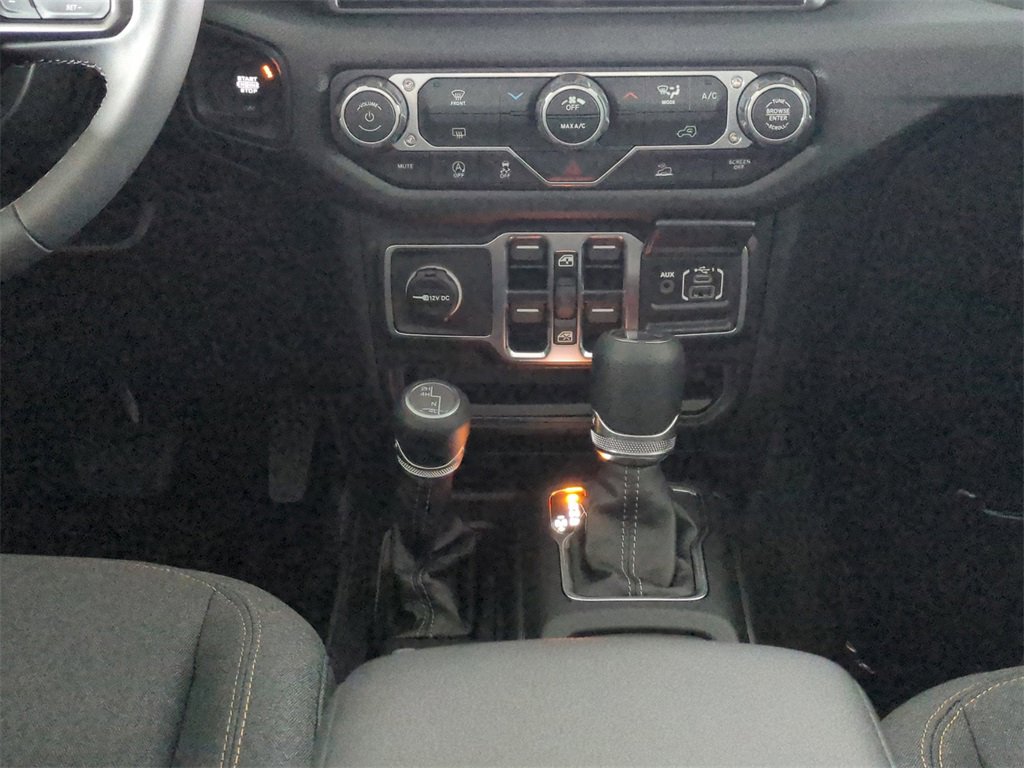 New 2025 Jeep Gladiator Sport image 19