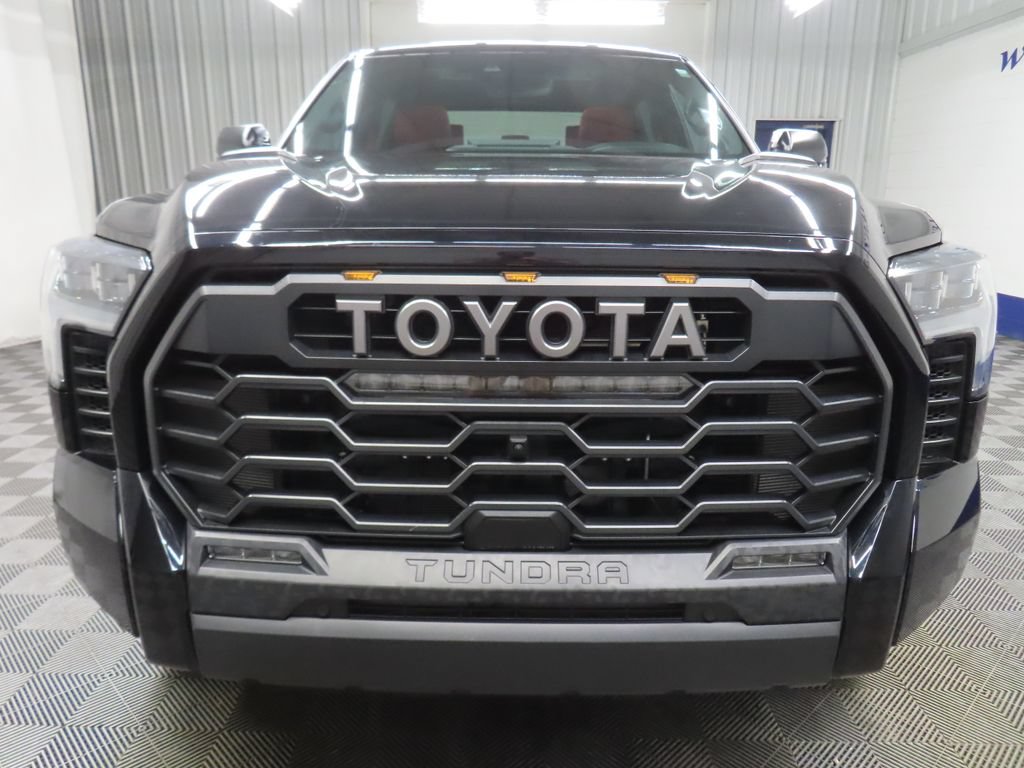Used 2025 Toyota Tundra Limited AWD/4WD image 49