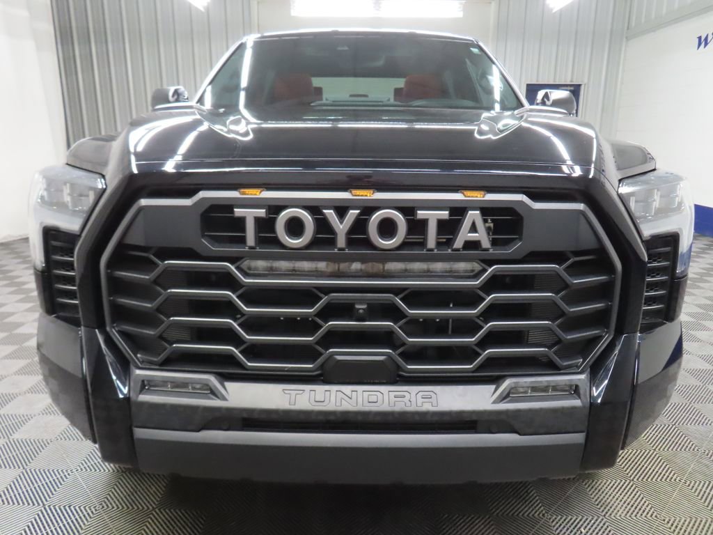 Used 2025 Toyota Tundra Limited AWD/4WD image 49