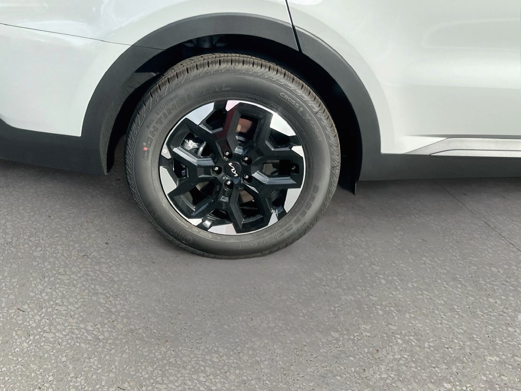 New 2026 Kia Sorento S w/ S Panoramic Sunroof Package FWD image 31