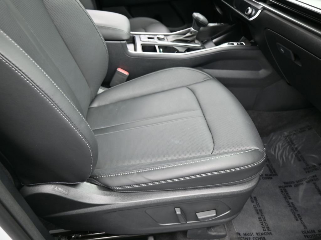 Used 2025 Kia Sorento EX w/ Panoramic Sunroof Package FWD image 47