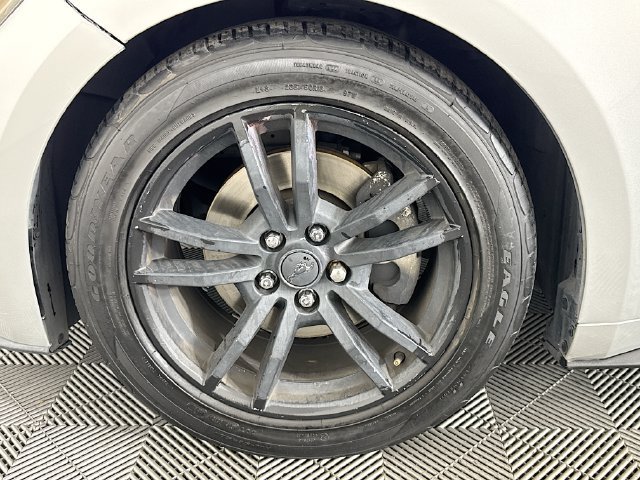 Used 2017 Ford Mustang Premium RWD image 31