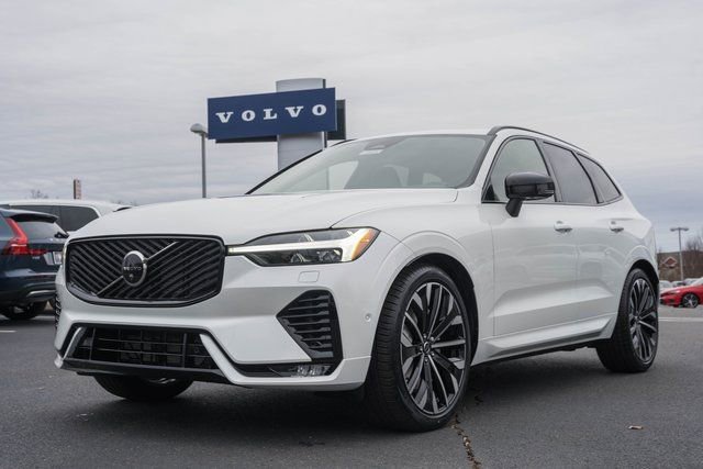 New 2026 Volvo XC60 B5 Ultra w/ Protection Package Premier image 3