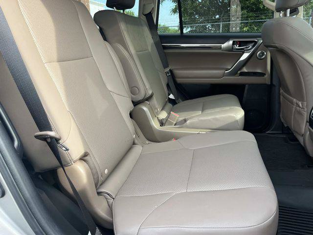 Certified 2023 Lexus GX 460 Premium AWD/4WD image 26