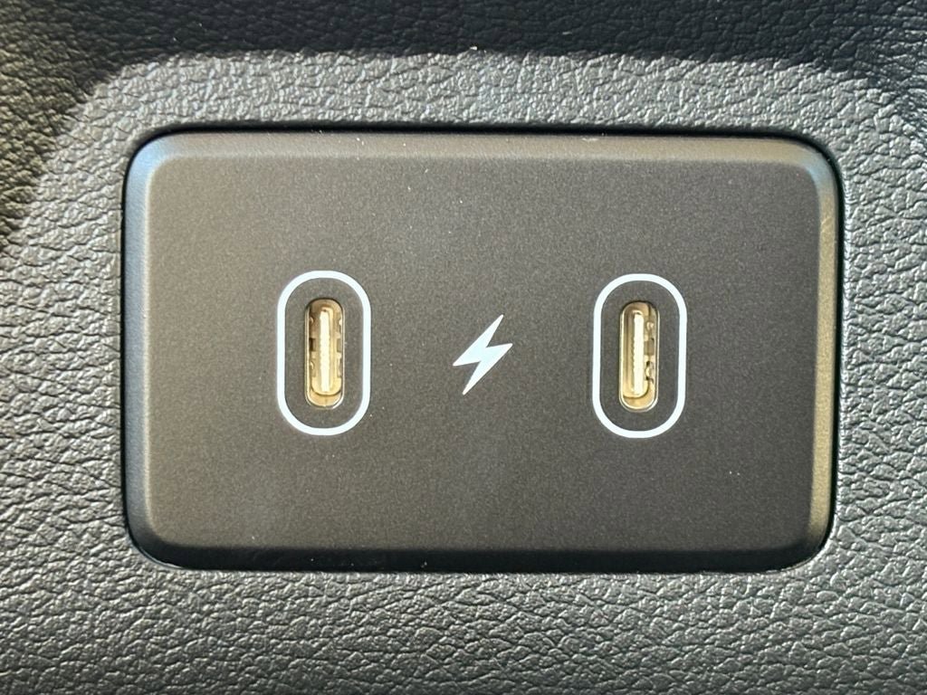 New 2026 Hyundai Venue SEL FWD image 4