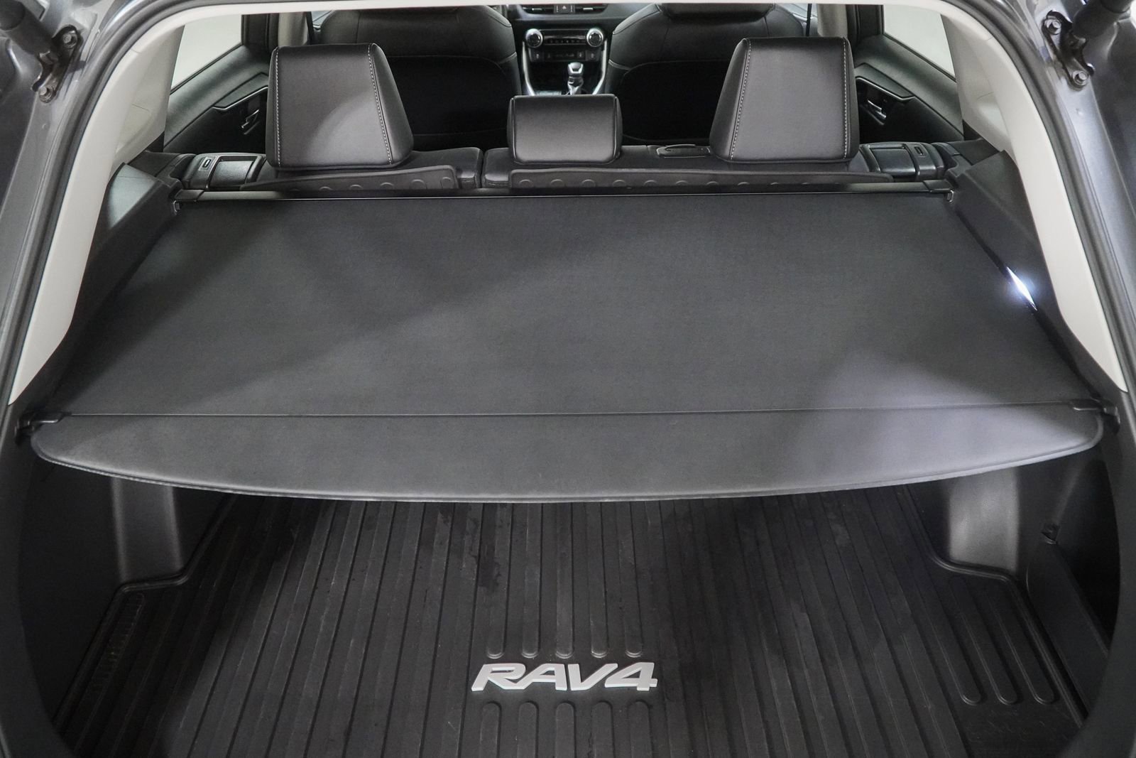 Used 2024 Toyota RAV4 XLE Premium w/ Weather Package AWD/4WD image 10