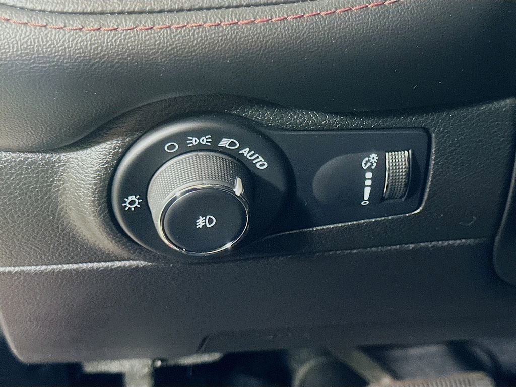 Used 2023 Dodge Durango R/T image 23