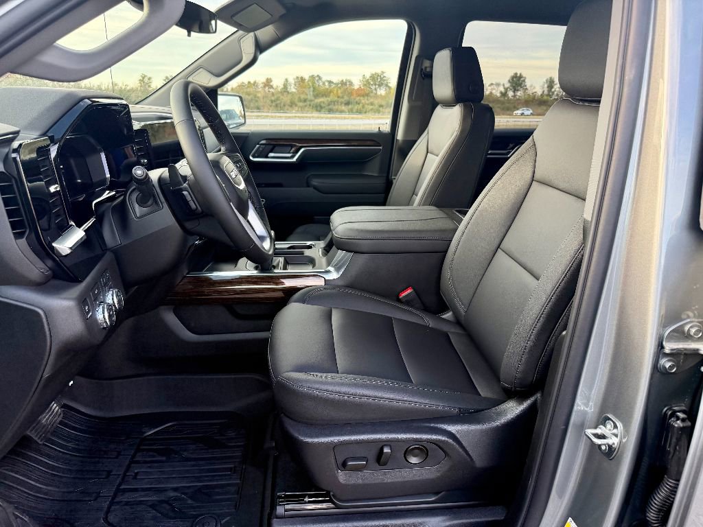 New 2026 GMC Sierra 1500 Elevation w/ Elevation Premium Package image 13