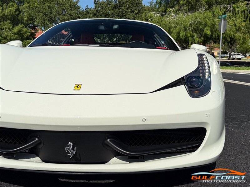 Used 2014 Ferrari 458 Italia Coupe RWD image 3